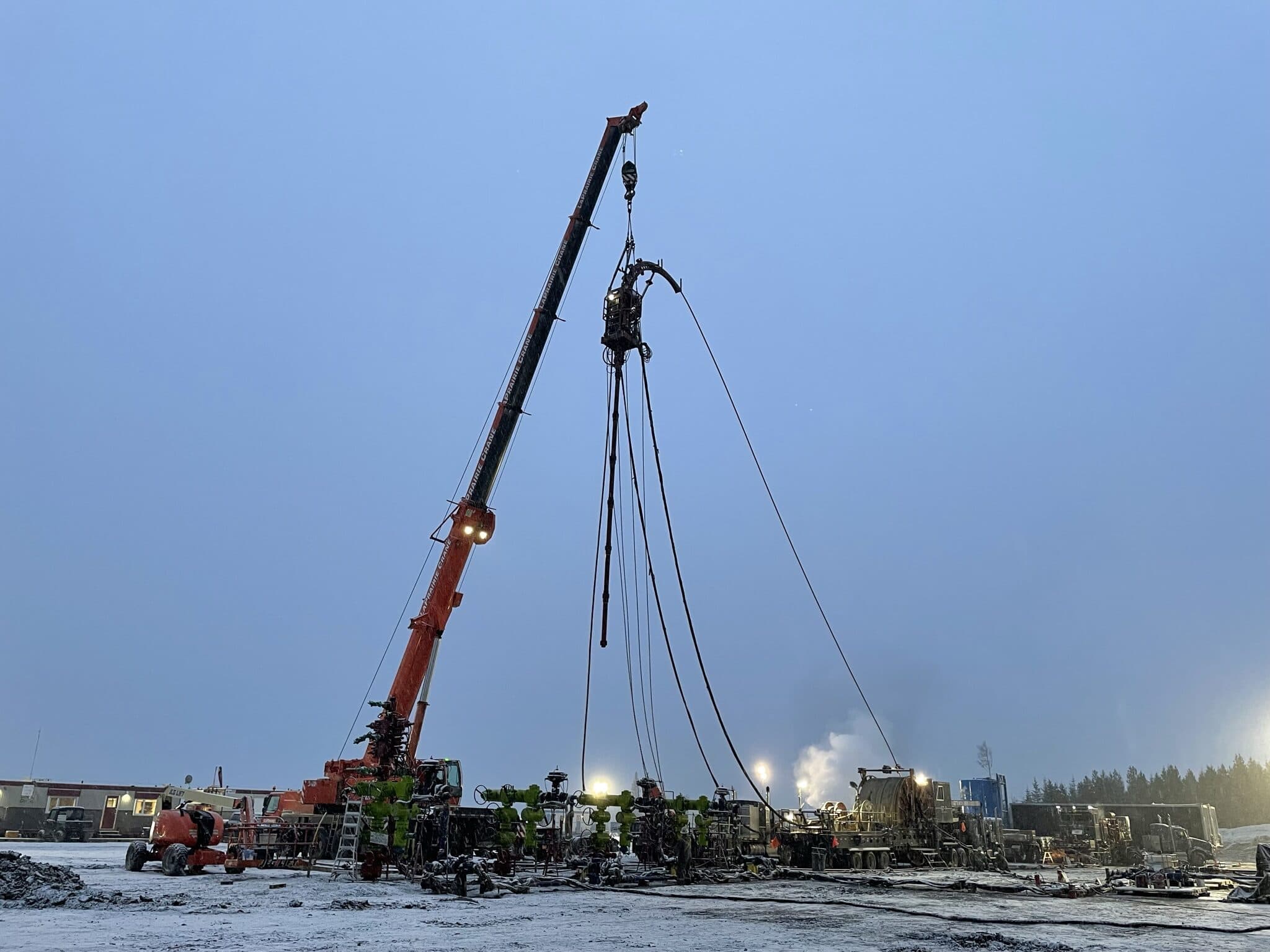 Stimulate field equipment deployed at a well site